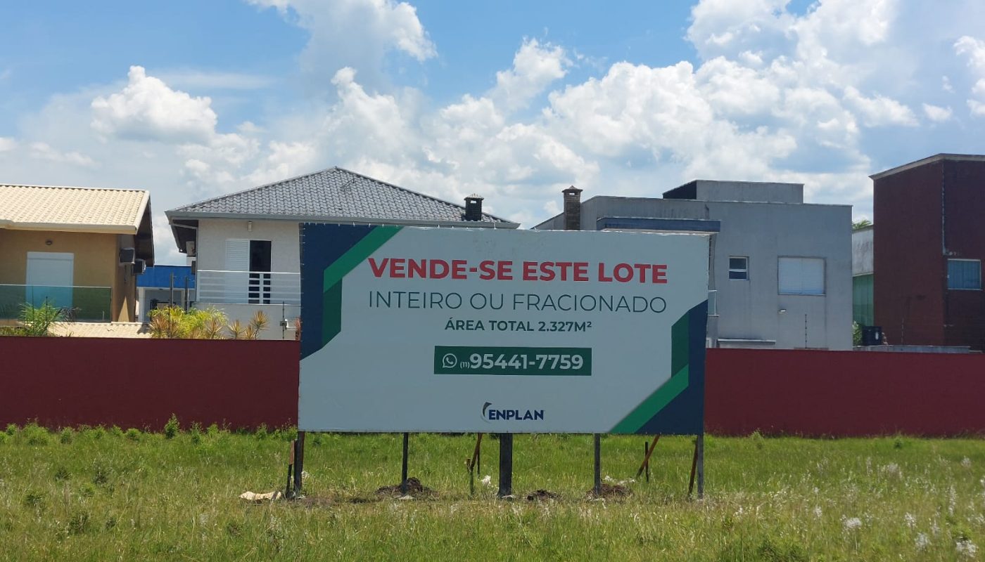 Lote comercial em Peruíbe