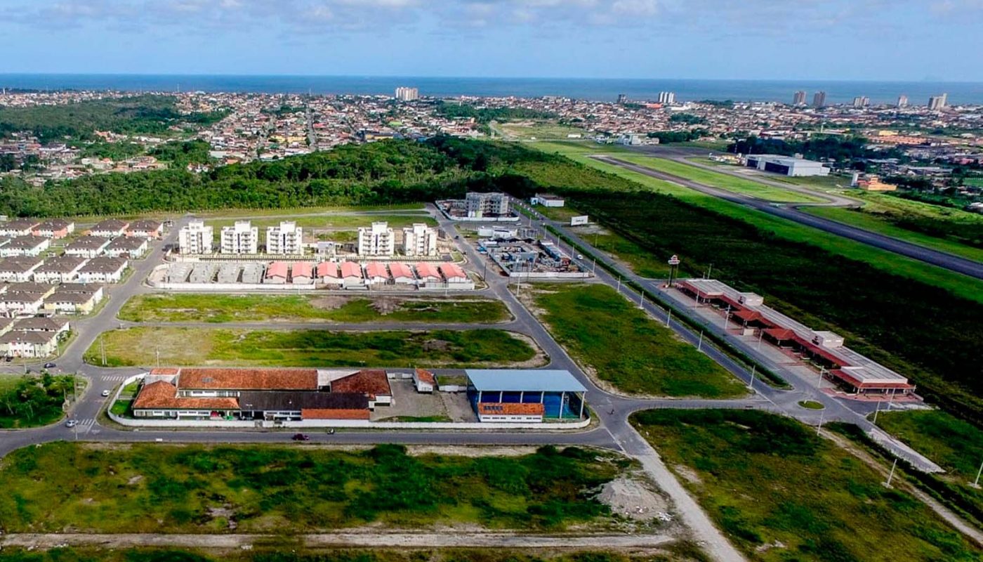 Hangar 15 Lotes Comerciais