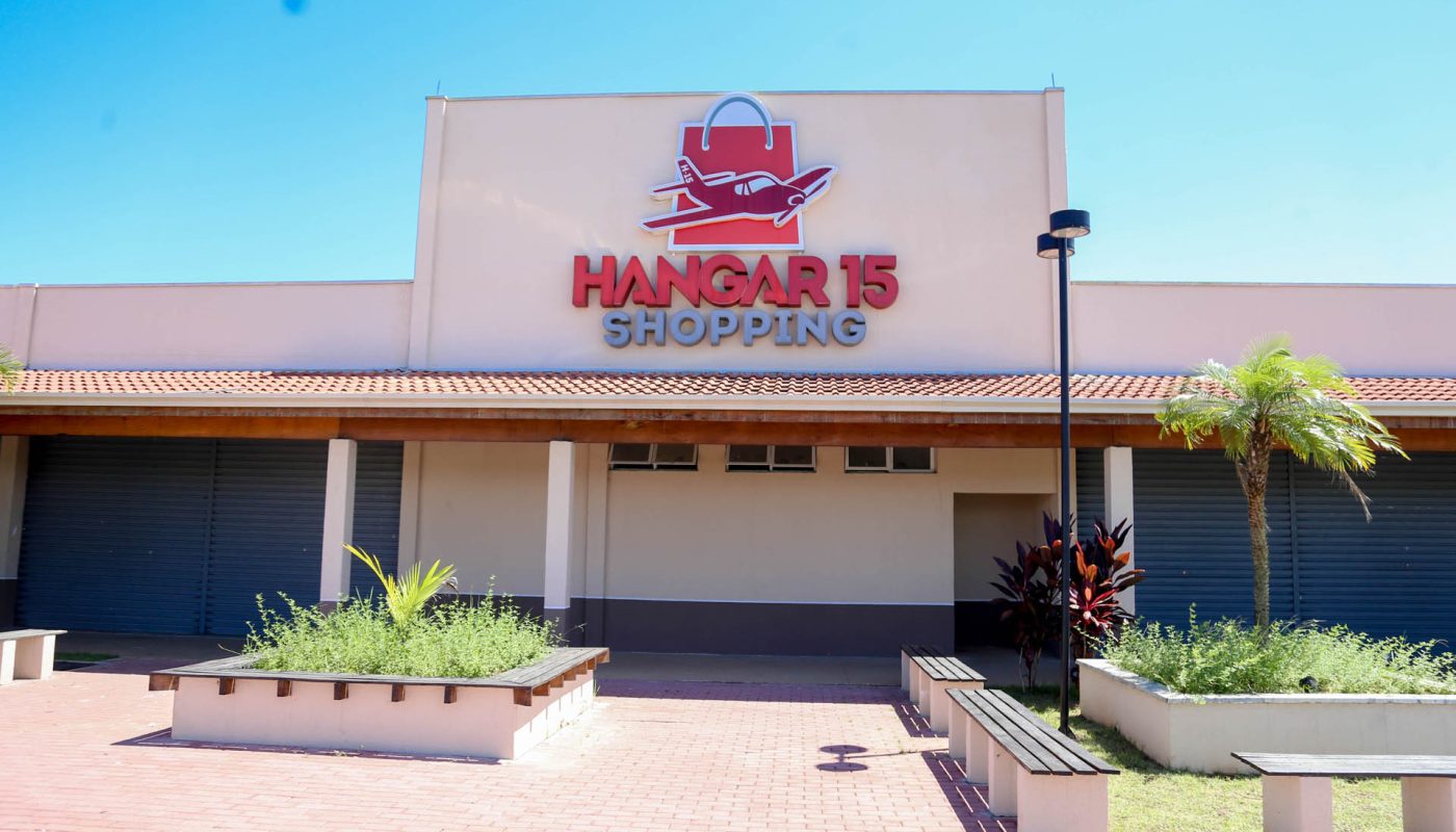 Hangar 15 Shopping